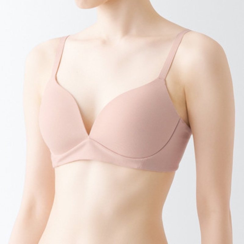 Women's Wireless Moulded Hookless Bra.