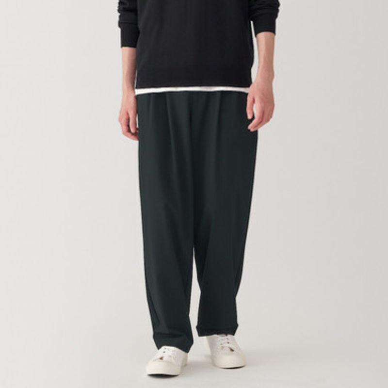 Men's CreaseResistant Pleated Trousers
