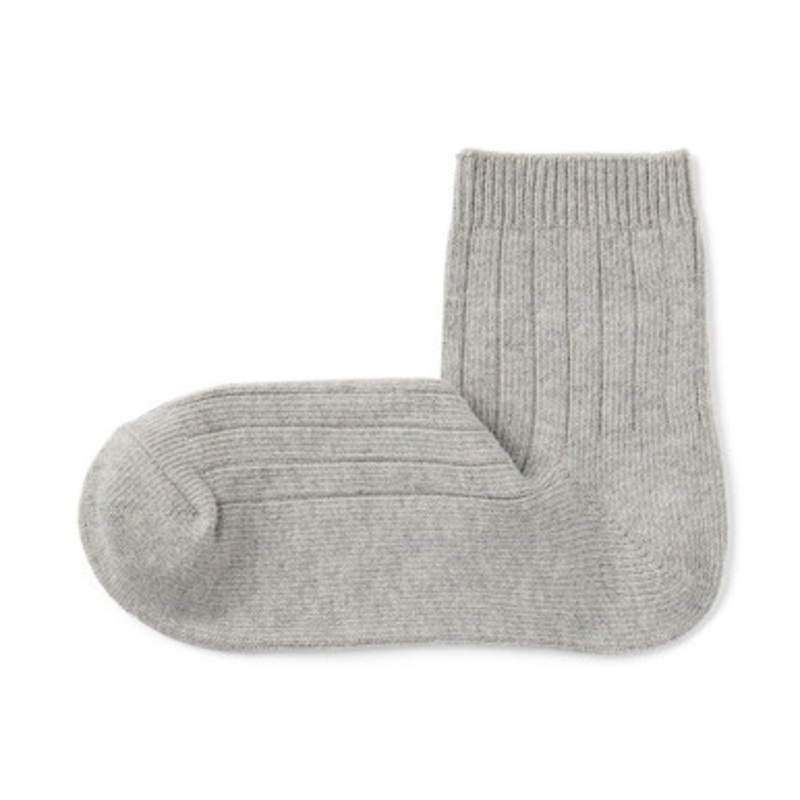 Women's Right Angle Stretch Top Rib Short Socks