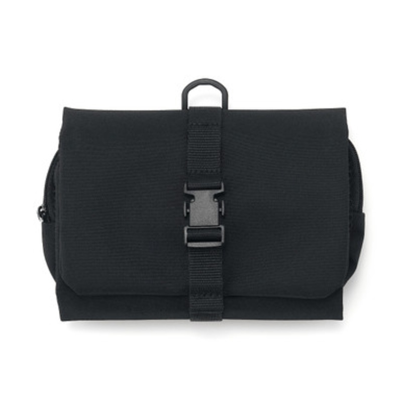 Hanging Toiletry Bag With Detachable Pouch