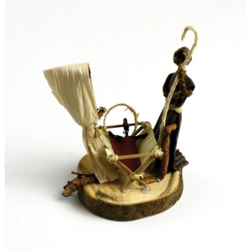 Banana Leaf Figurine: Manger Scene