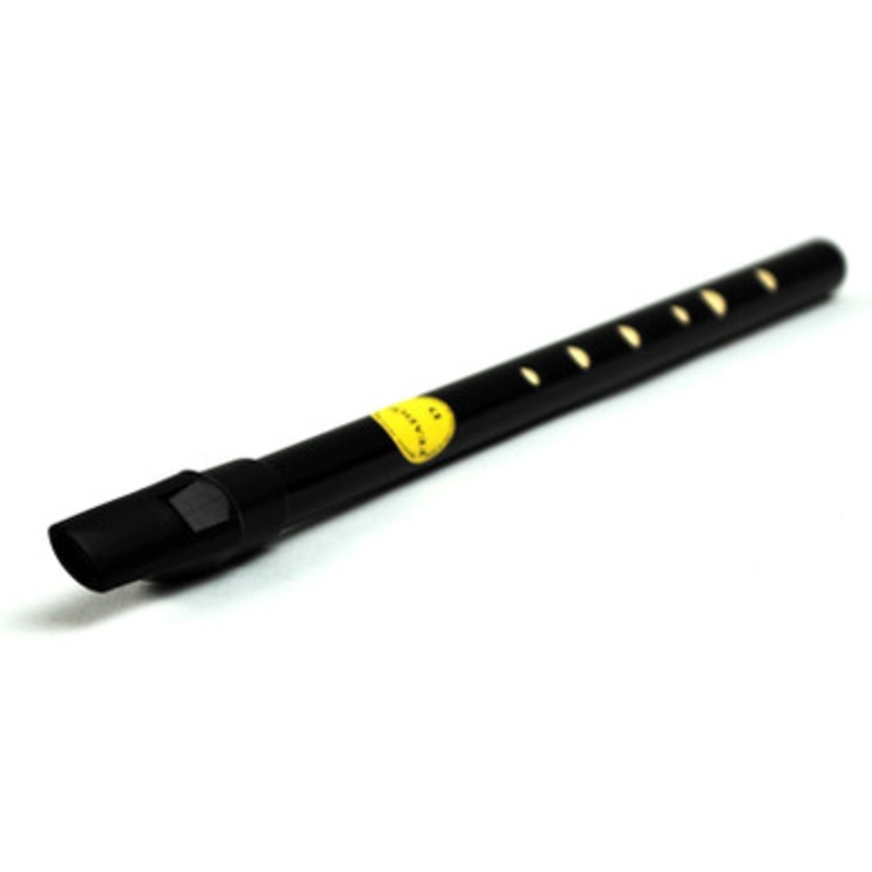 Feadog Black Whistle in the Key  D