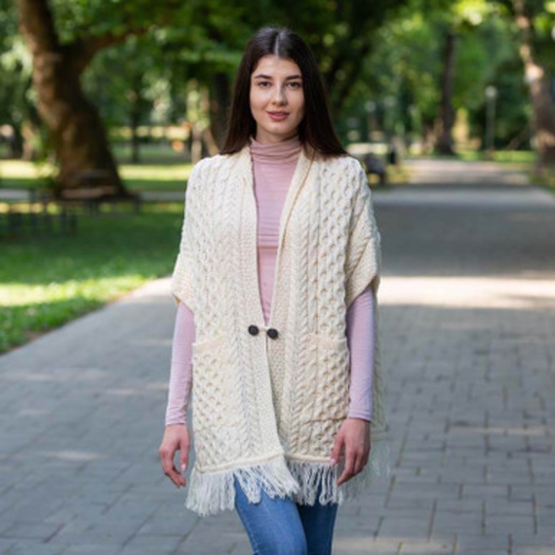 Ladies Irish Cable Pattern Pocket Shawl