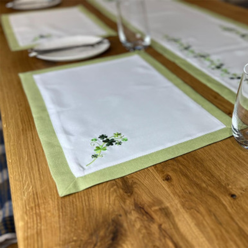 Irish Linen Shamrock 2 Placemats Set