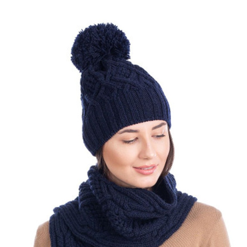 Ladies Irish Knit Bobble Wool Hat