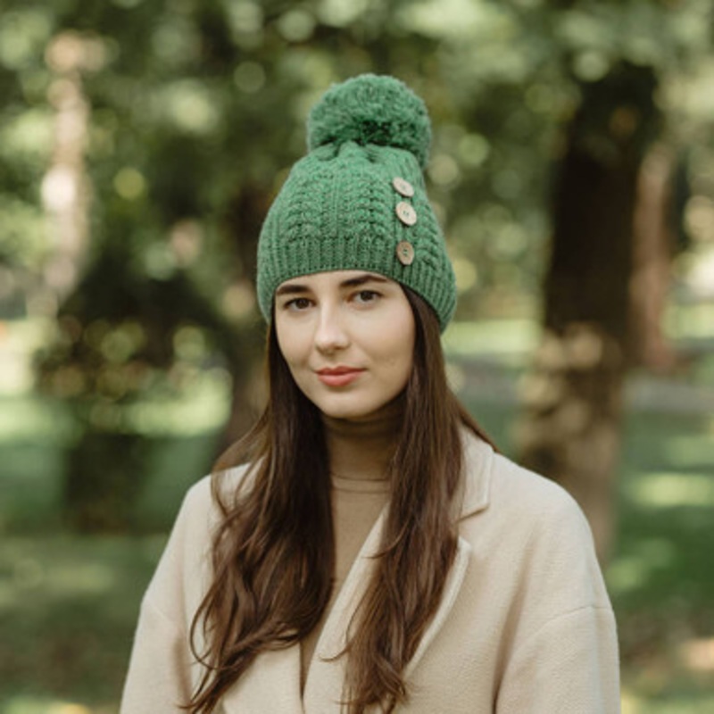 Aran Button Pom-Pom Hat