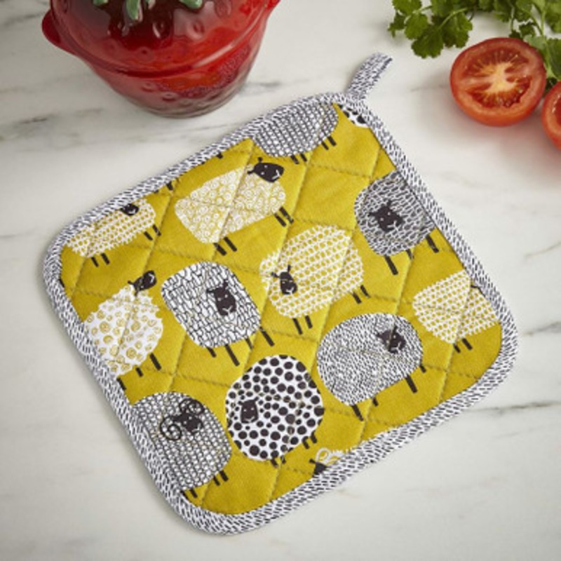 Irish Sheep Cotton Pot Holder