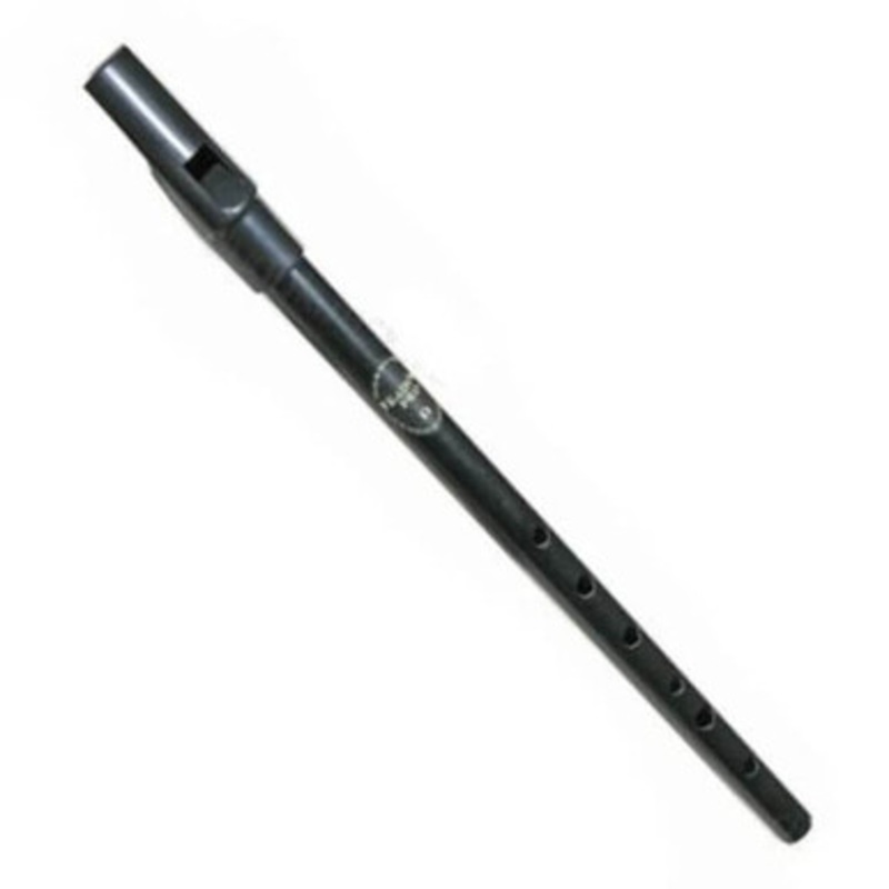 Feadog Black Pro Whistle in the Key of D