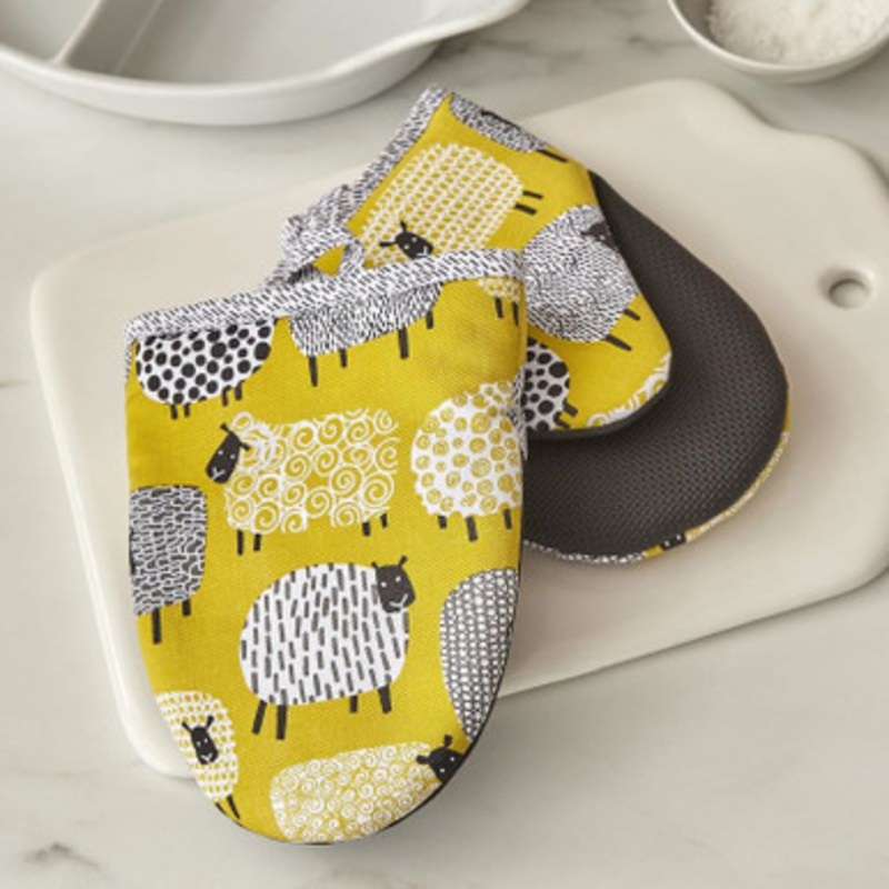 Irish Sheep Cotton Oven Mitts