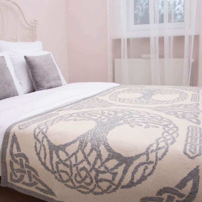 Tree of Life Trinity Knot Bed Runner