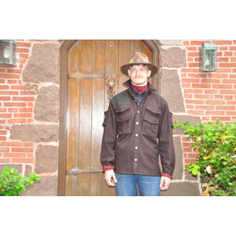 Ghillies Jacket Woodland Woolens - Aubergine