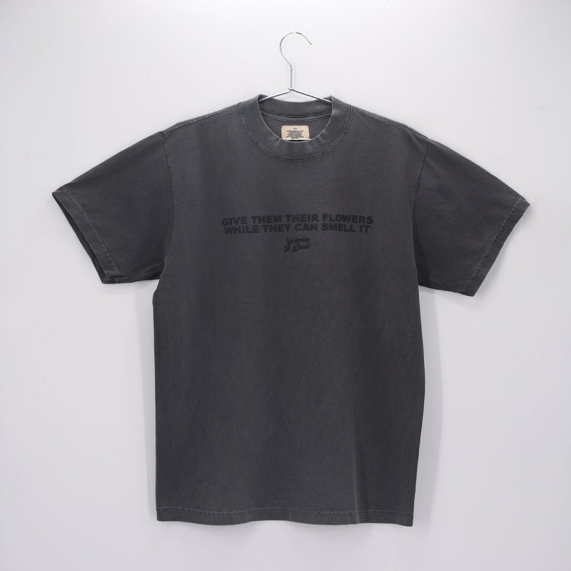GRATEFUL TEE SHADOW