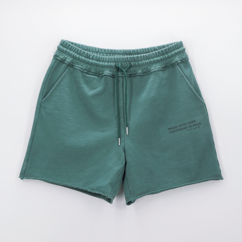 MADE WITH CARE SHORTS MARINA