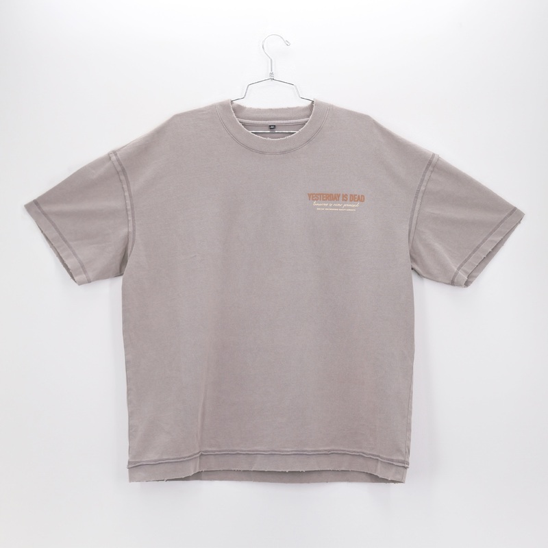 MADE WITH CARE VINTAGE TEE PEBBLE