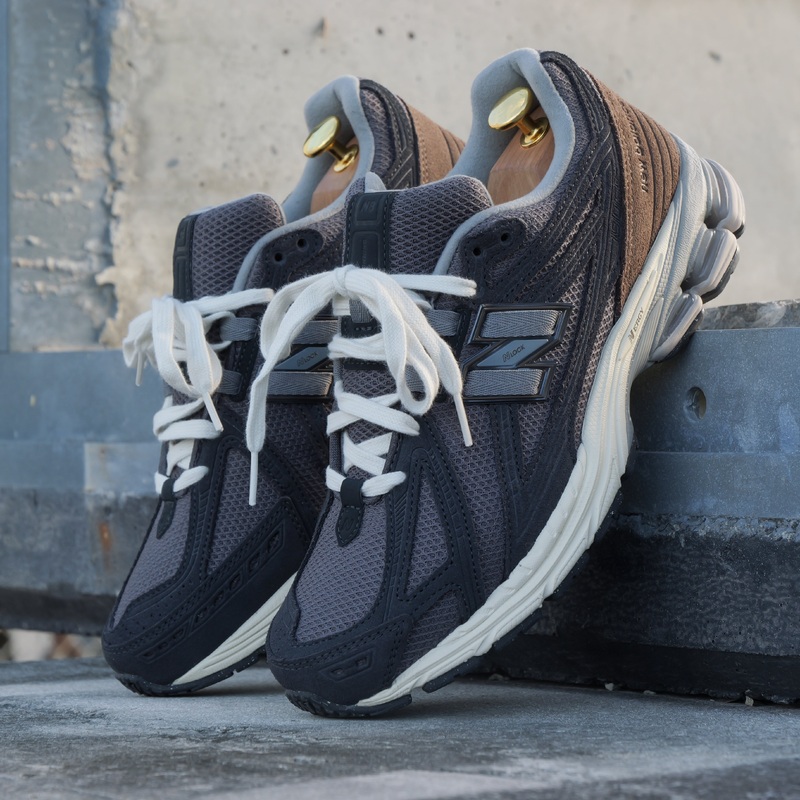 NEW BALANCE M1906FE
