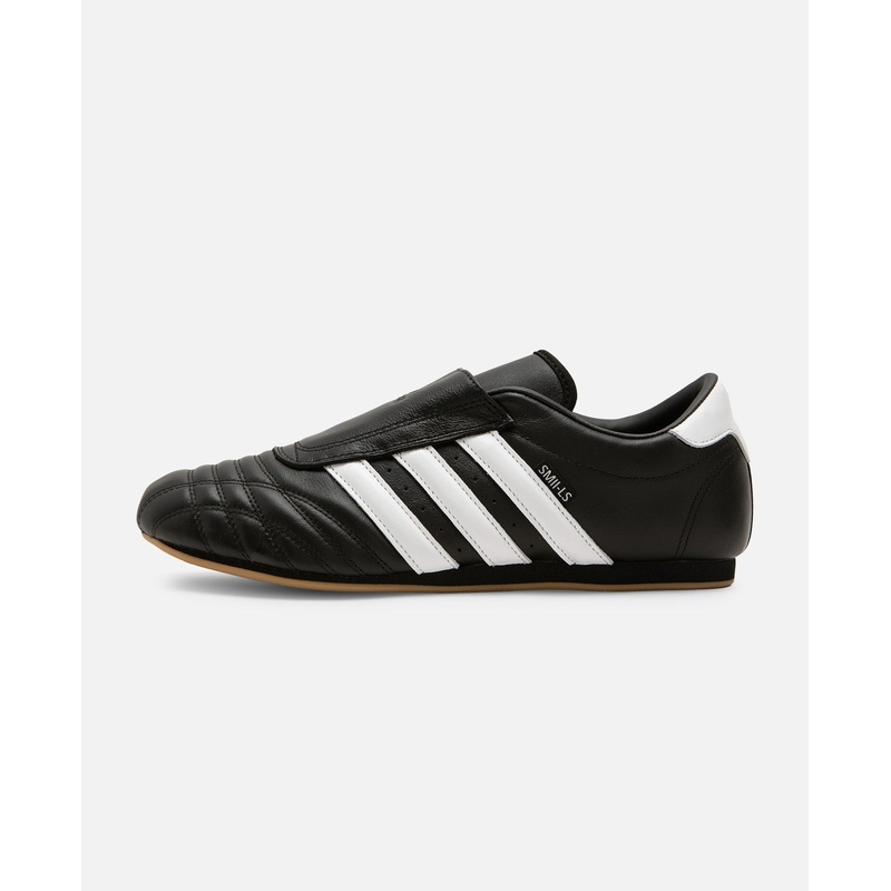 W Taekwondo Shoes (Black)