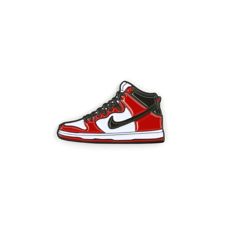 CHICAGO PIN - RED